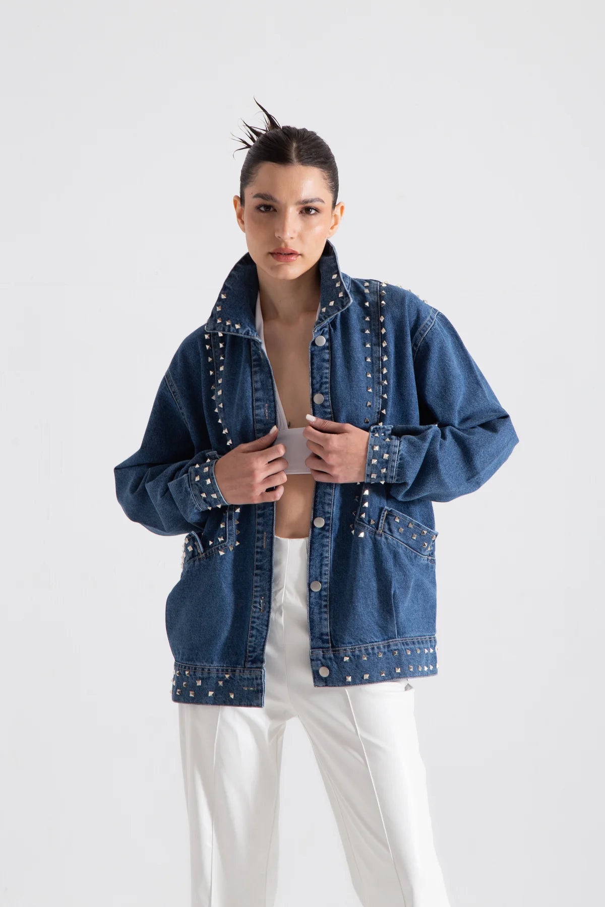 STUDS DENIM JACKET