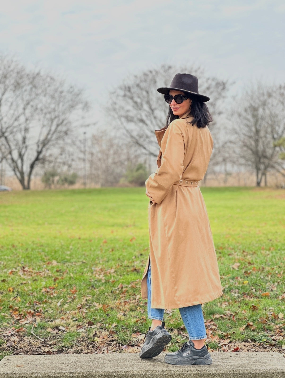 SIZZLY TRENCH